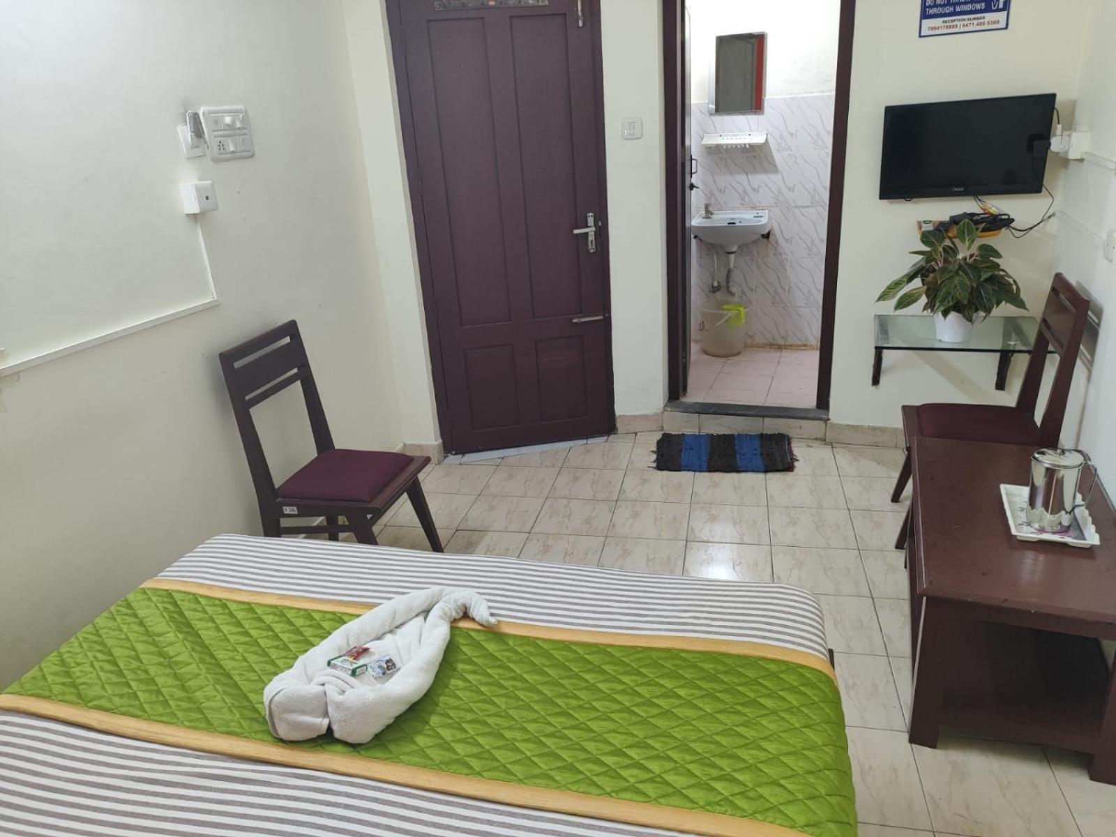 Hotel Gamas Inn Thiruvananthapuram Zewnętrze zdjęcie
