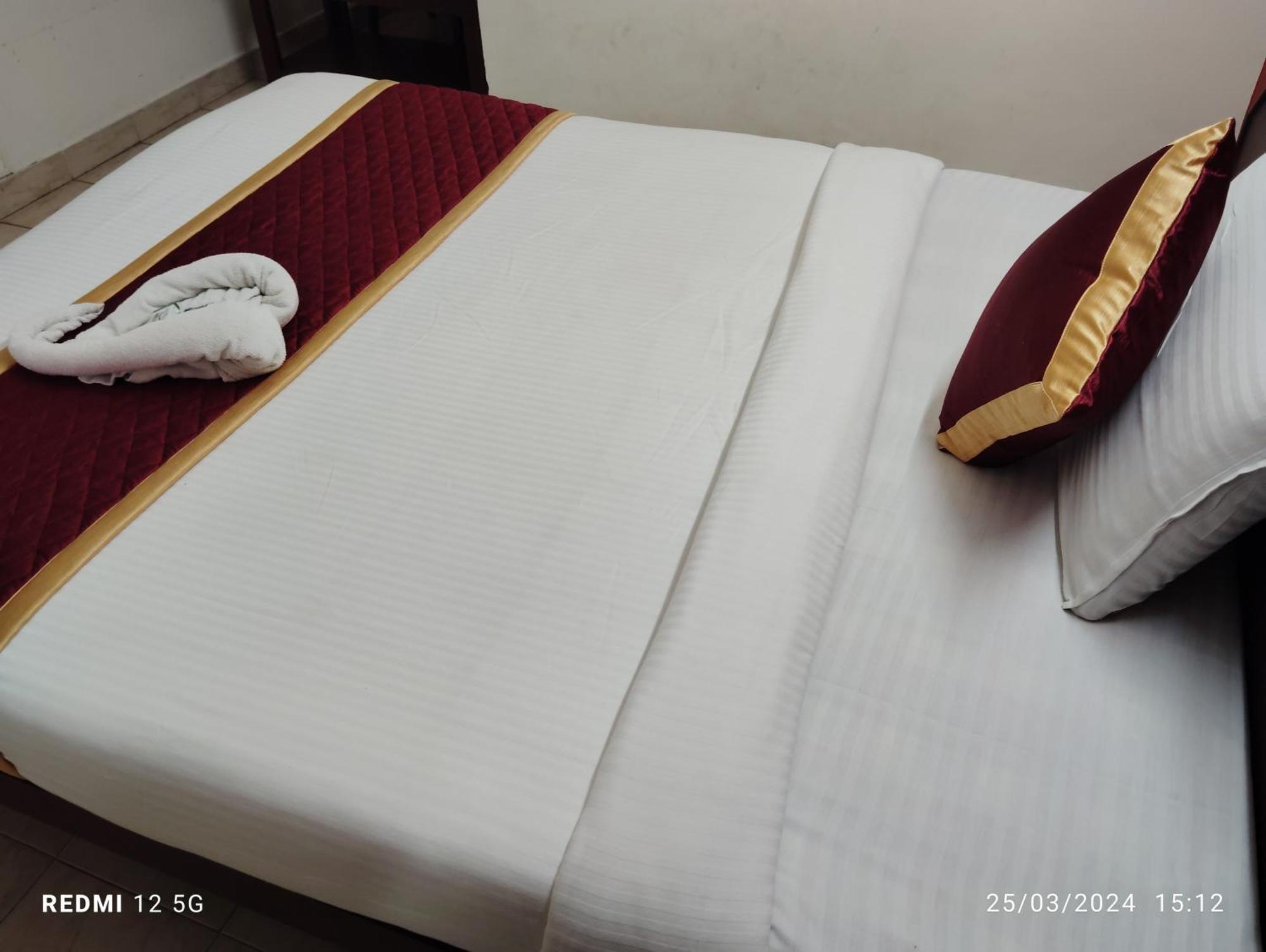 Hotel Gamas Inn Thiruvananthapuram Zewnętrze zdjęcie